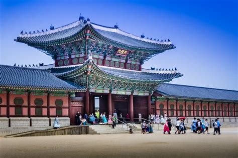 Il Grande Incendio di Gyeongbokgung, simbolo di rinnovamento e resilienza della dinastia Joseon